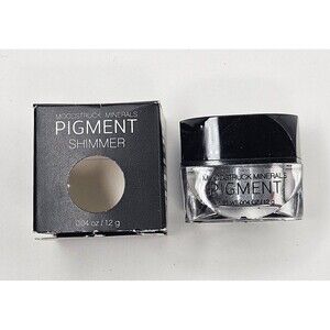 Younique Moodstruck Minerals Pigment Shimmer Feisty New in Box